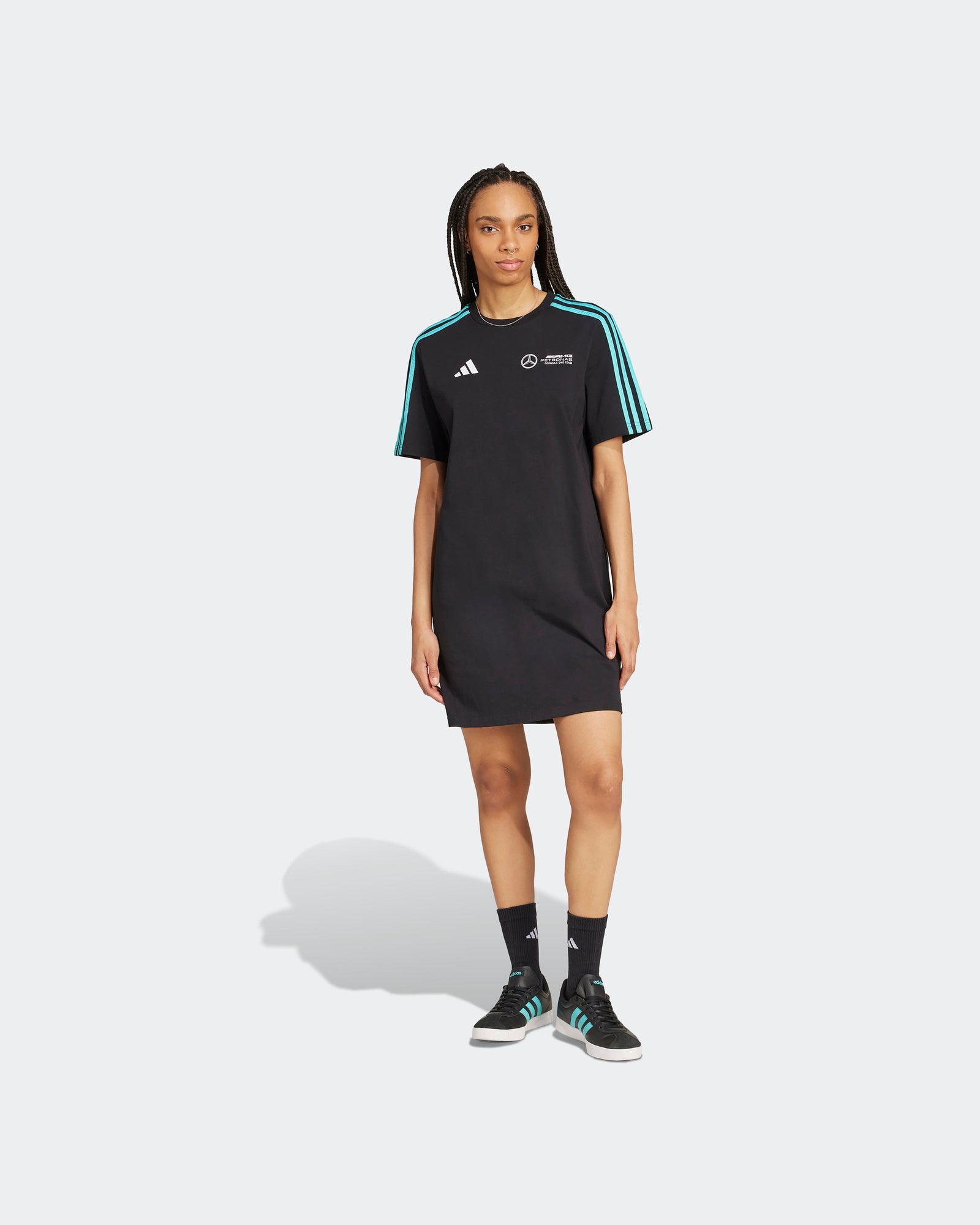 This model is 5'10'' and wears size S