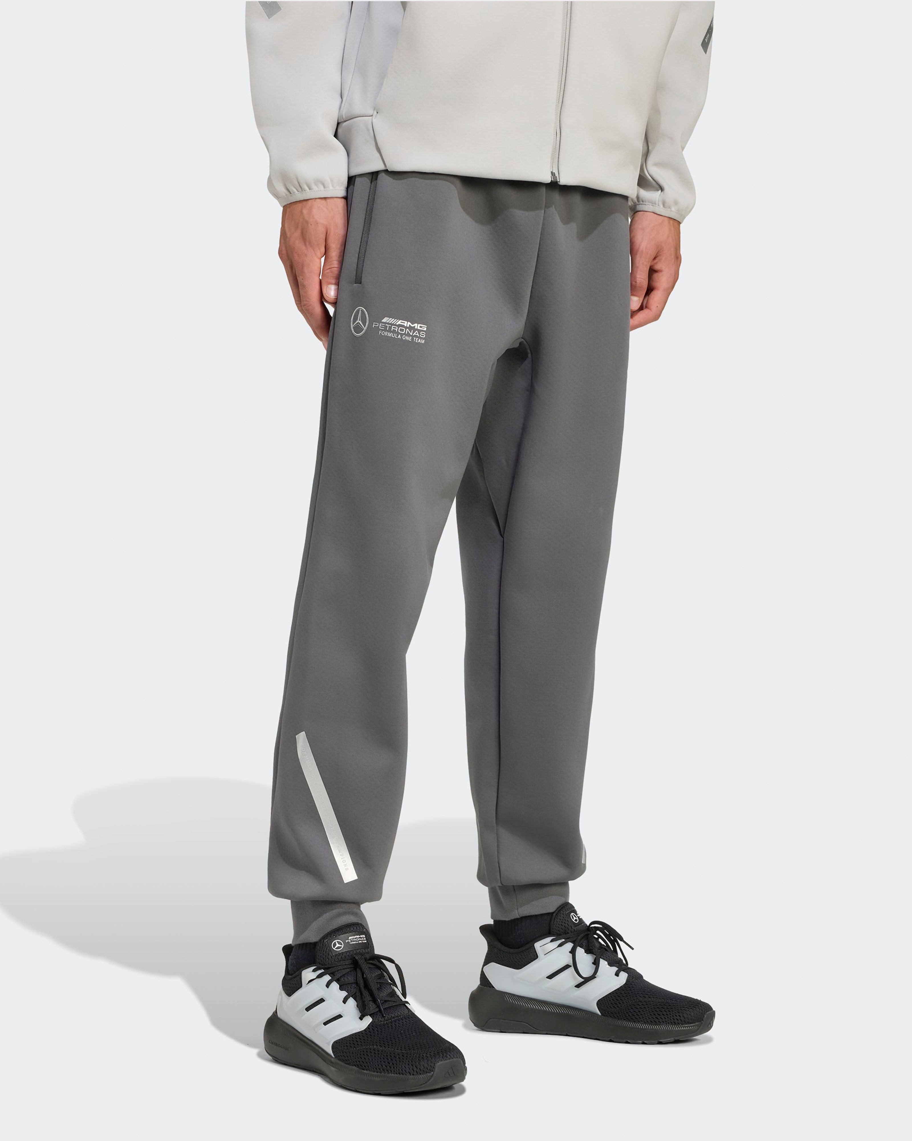 Mens Silver Arrows Joggers Grey | Official Mercedes-AMG PETRONAS