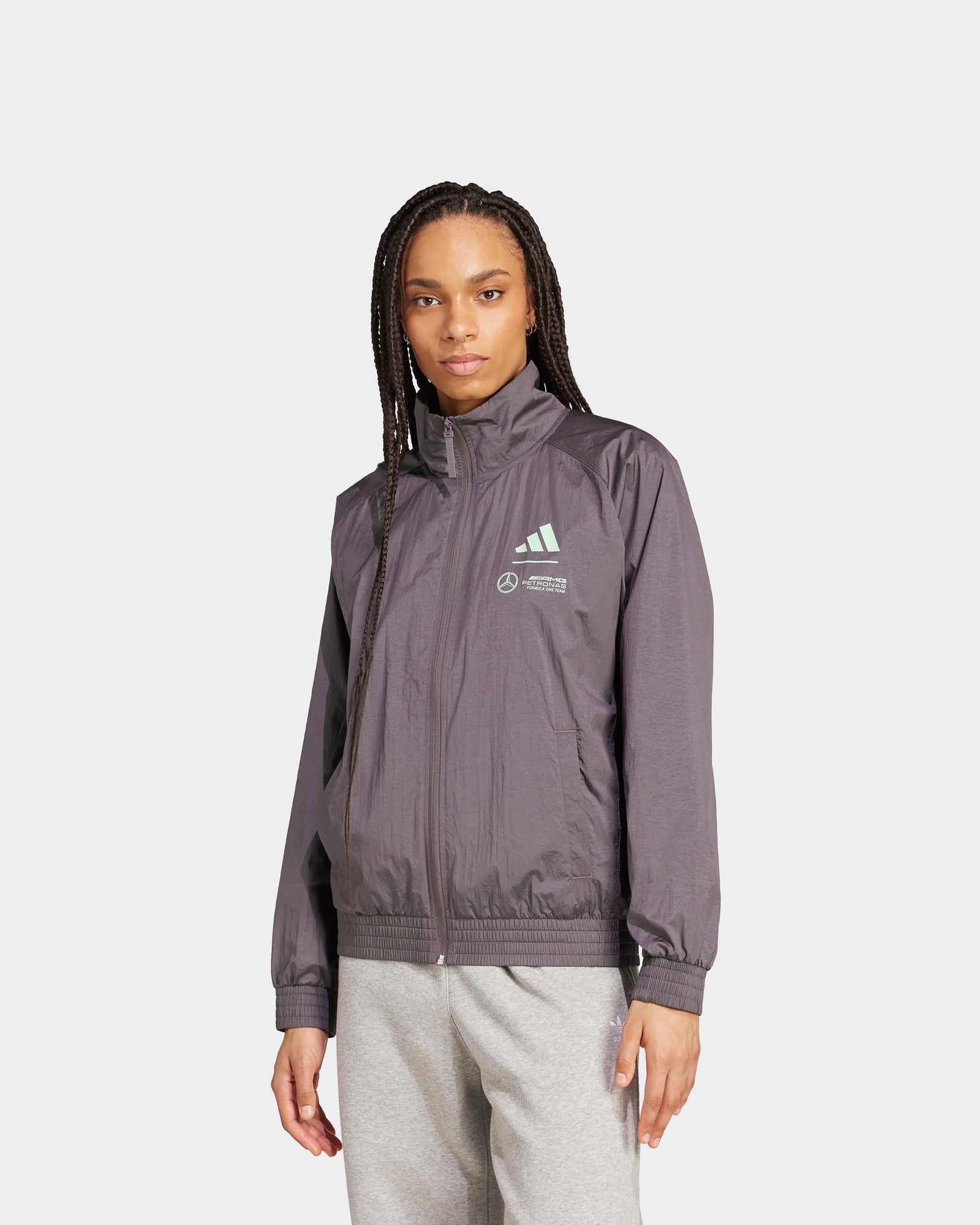 This model is 5'10'' and wears size S