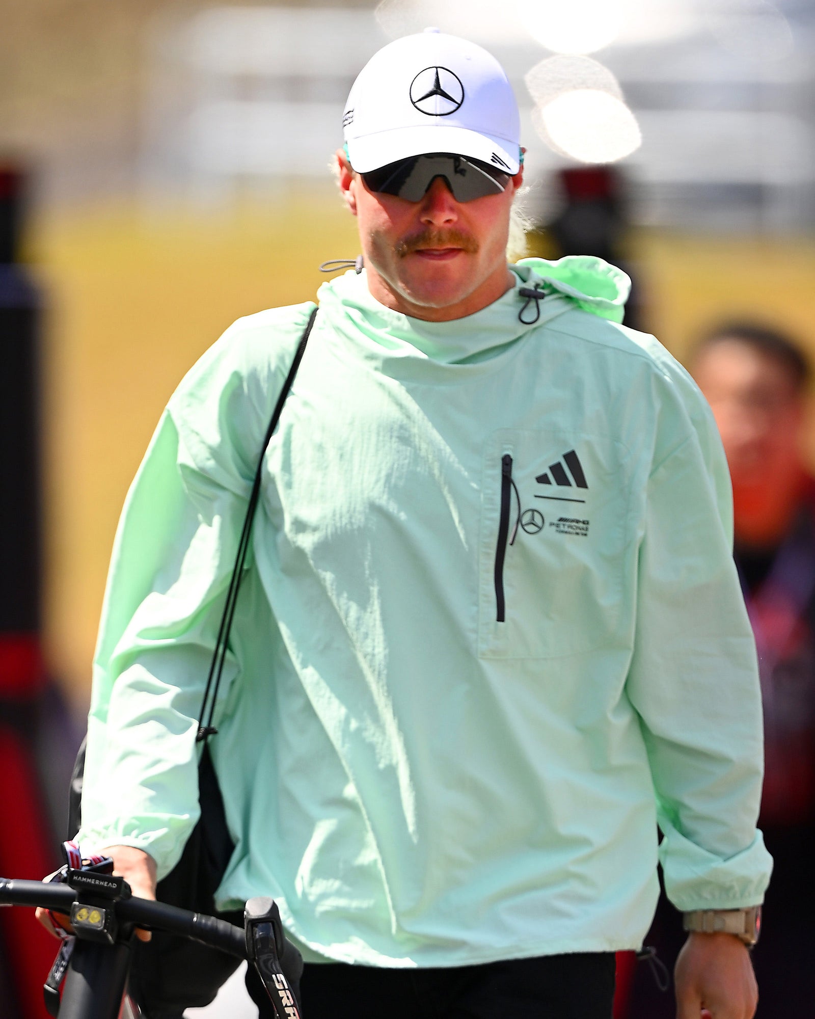 Mens Premium Woven Windbreaker Green