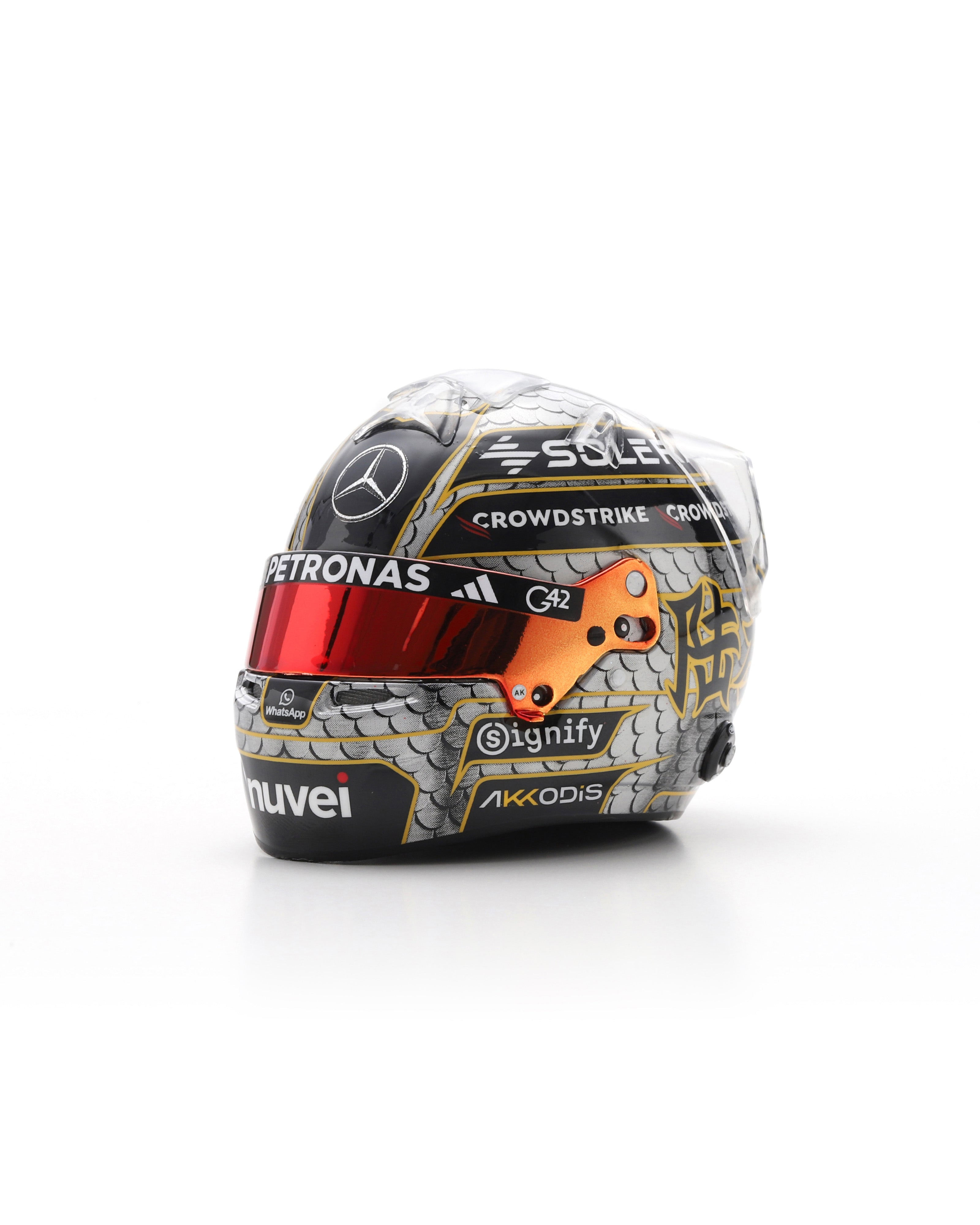 George Russell Chinese GP 2025 Sparks Helmet 1:5