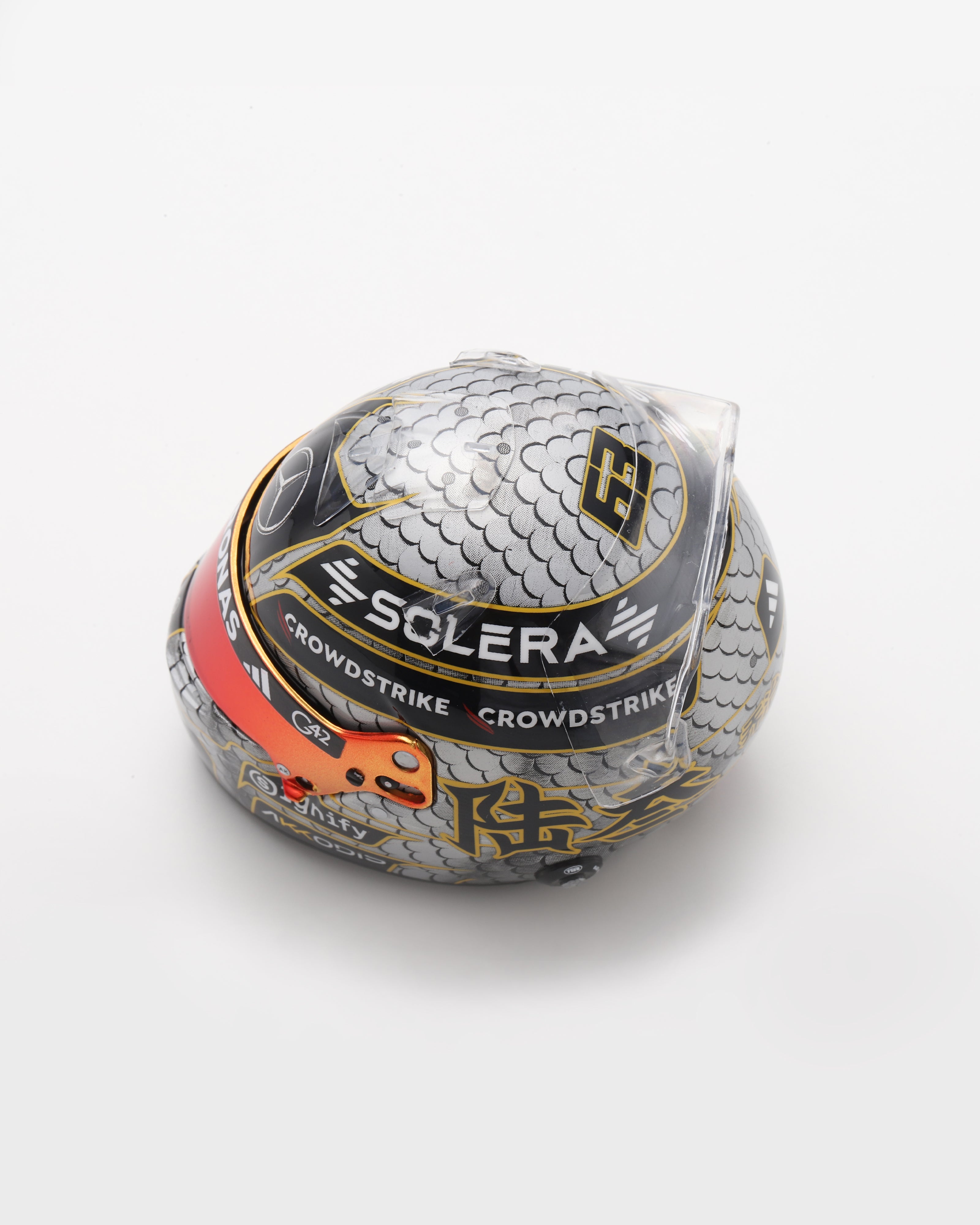 George Russell Chinese GP 2025 Sparks Helmet 1:5