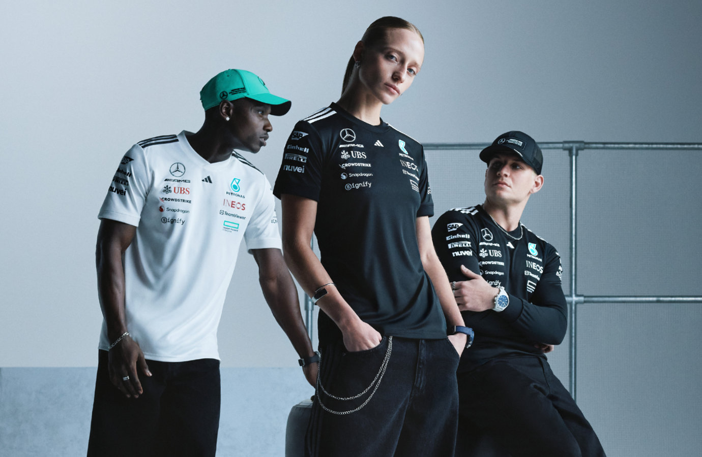 Official Mercedes-AMG PETRONAS F1 Team Store