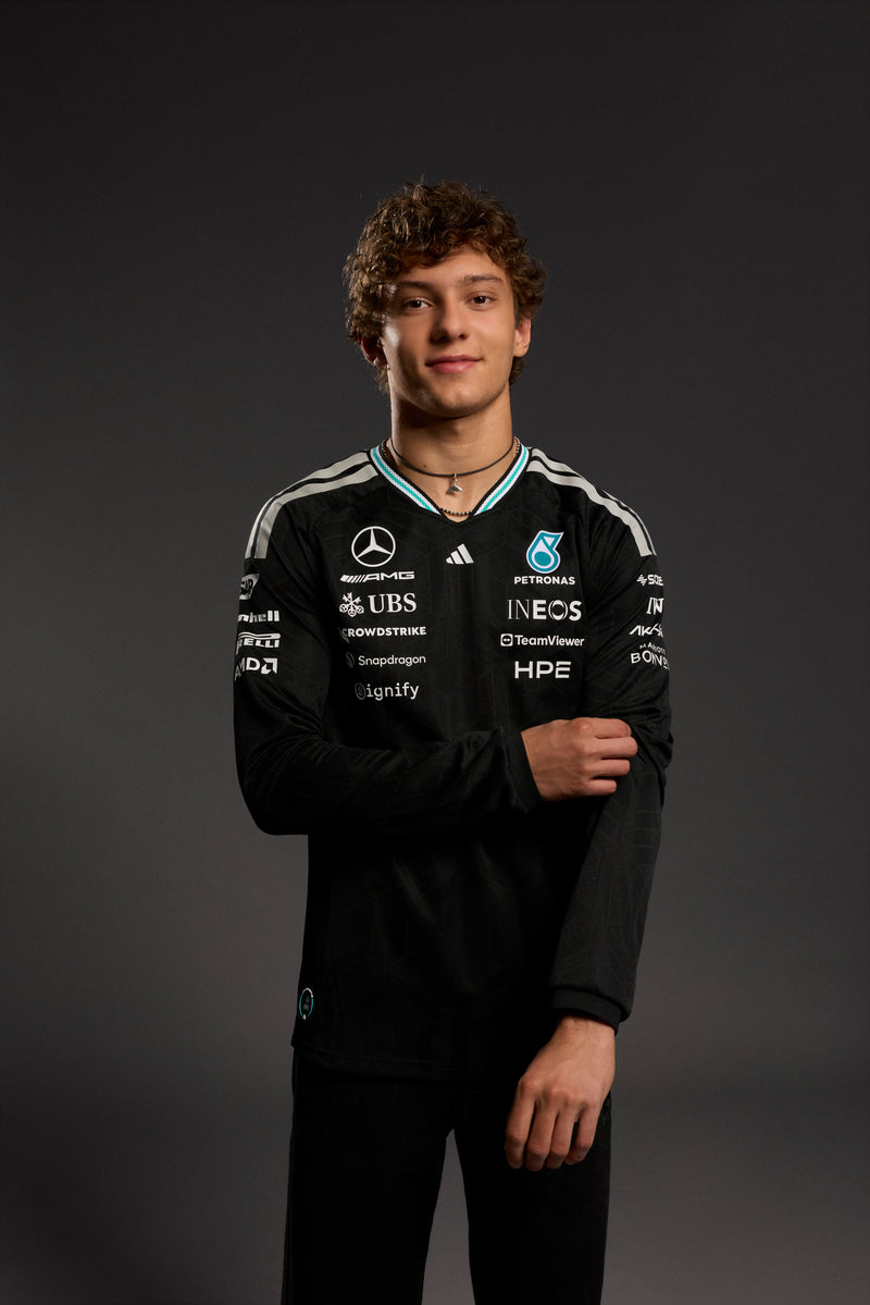 Official Mercedes-AMG PETRONAS F1 Team Store