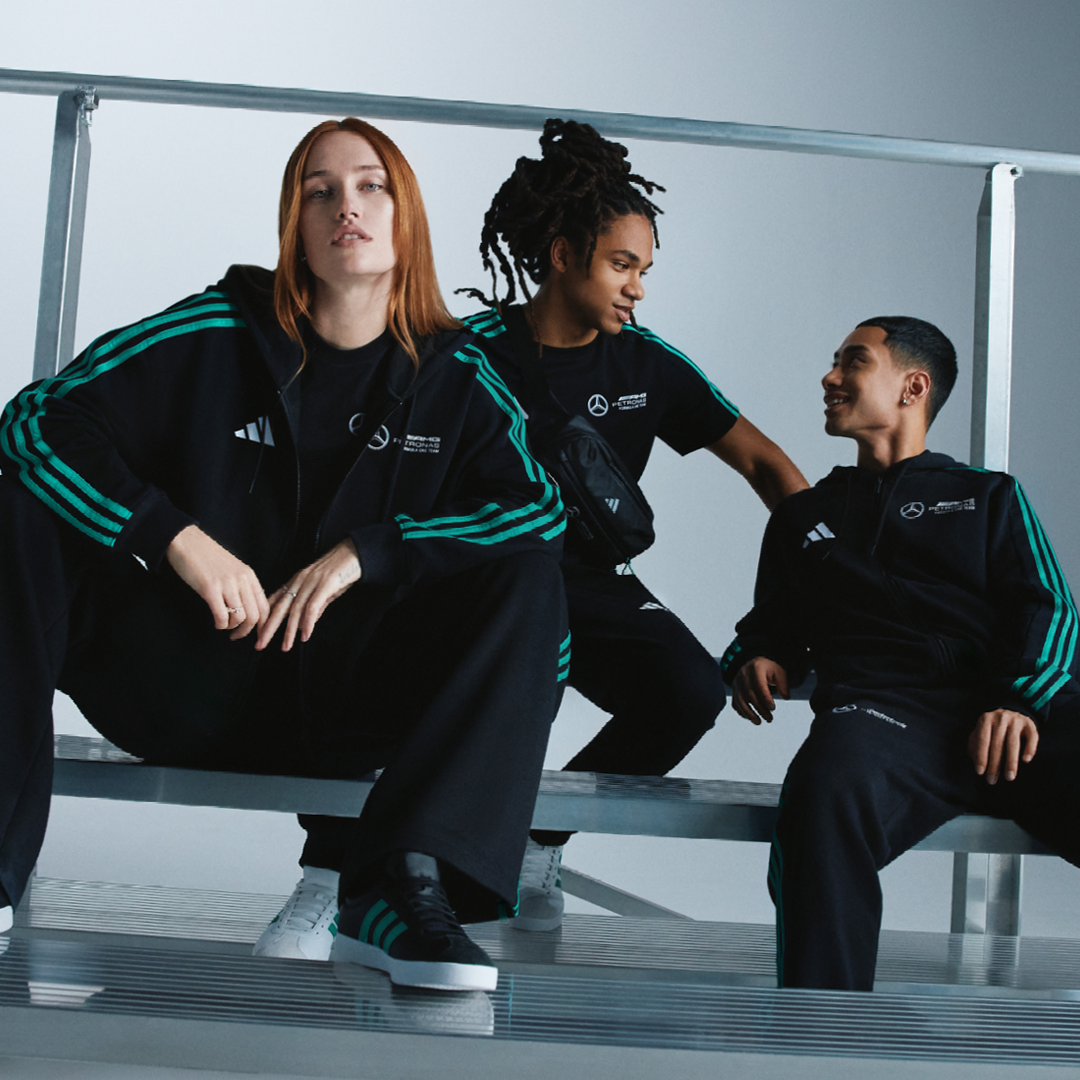 Official Mercedes-AMG PETRONAS F1 Team Store