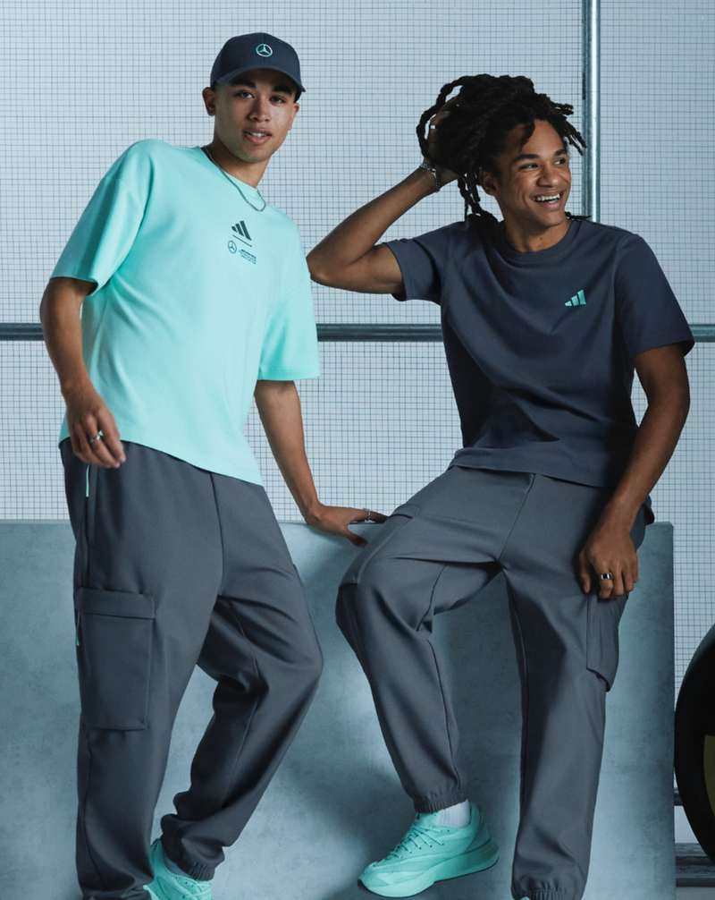 Official Mercedes-AMG PETRONAS F1 Team Store