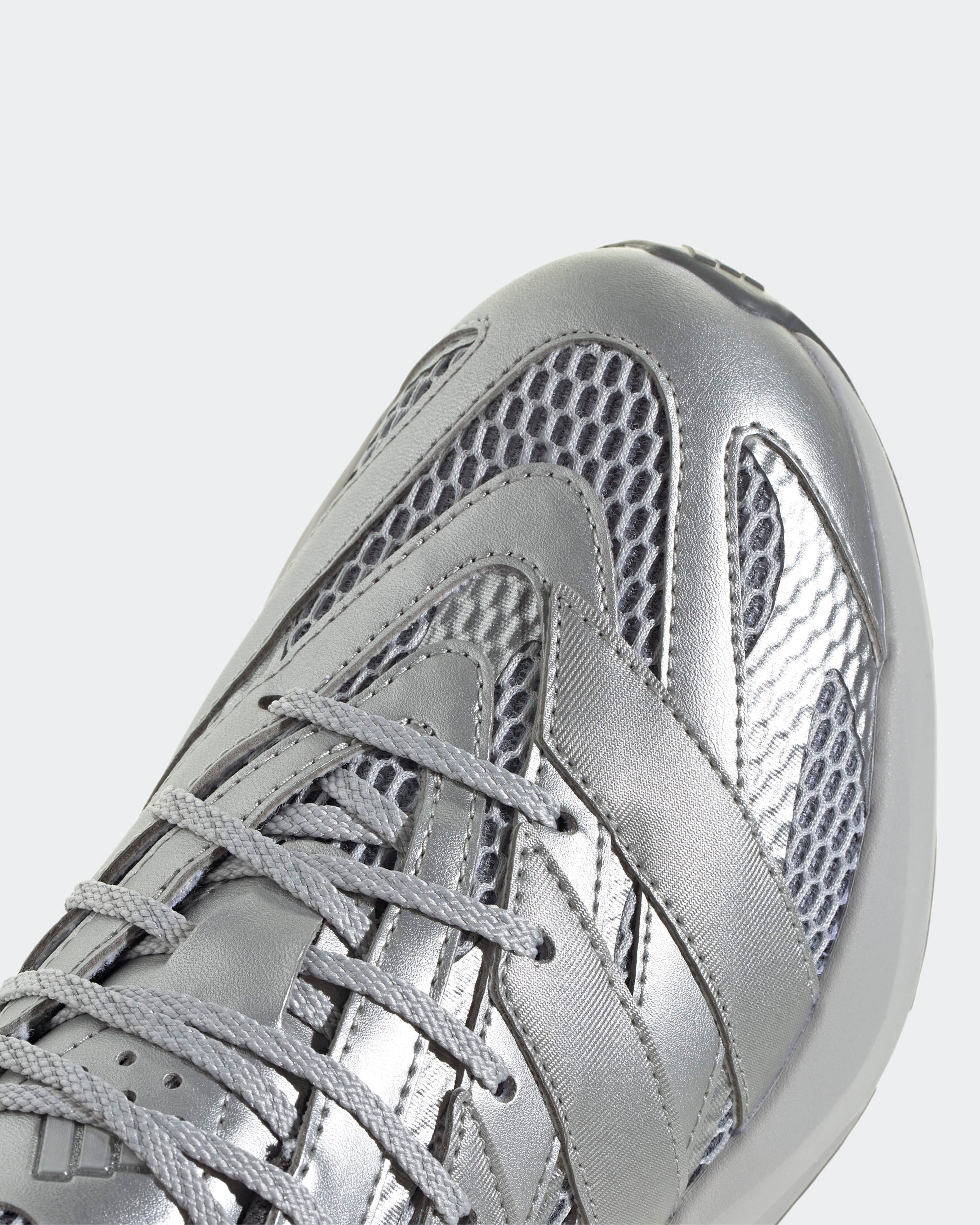 Lightblaze Shoes Grey