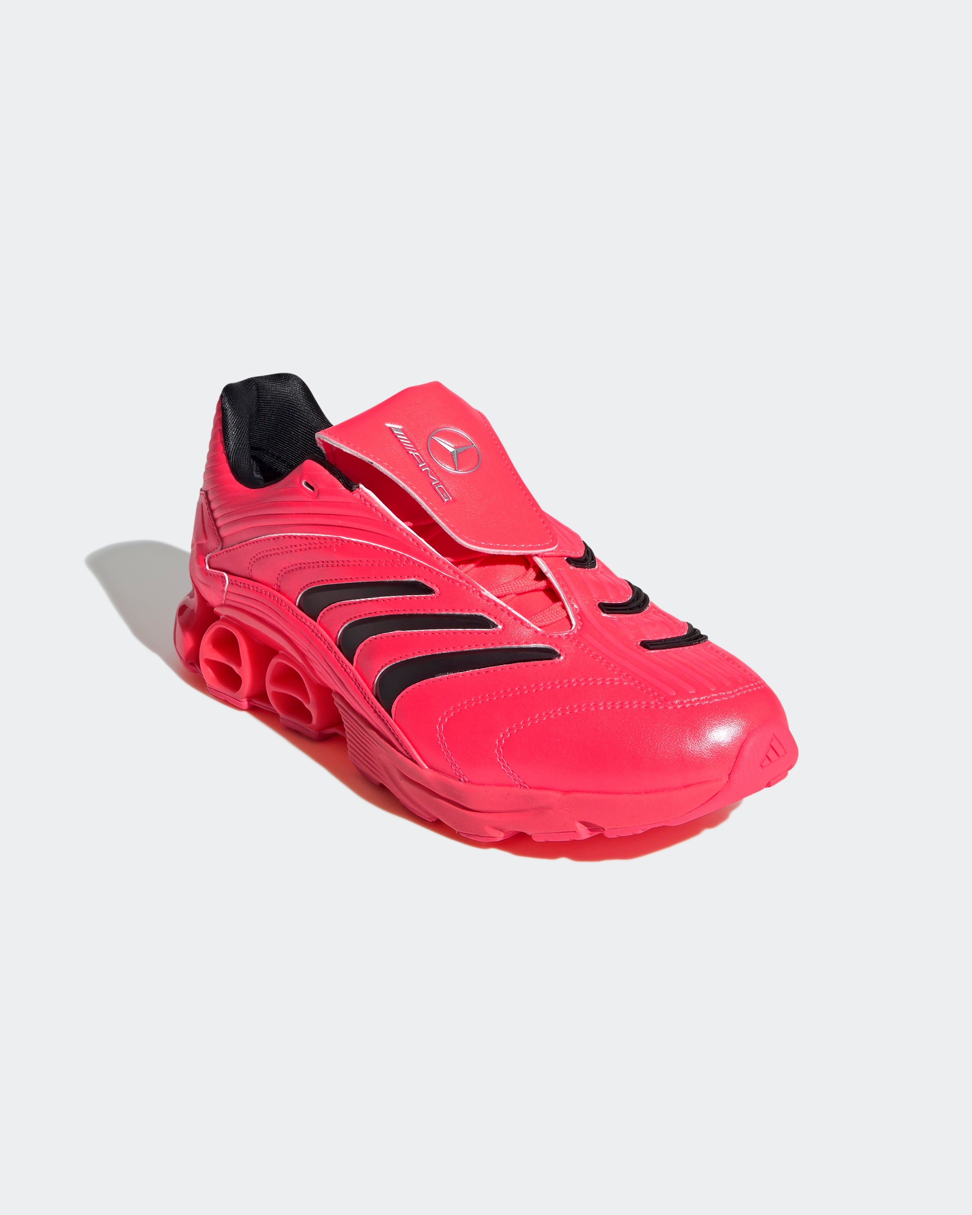 Predator Megaride Shoes Pink
