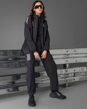 This model is 5'8'' and wears size S