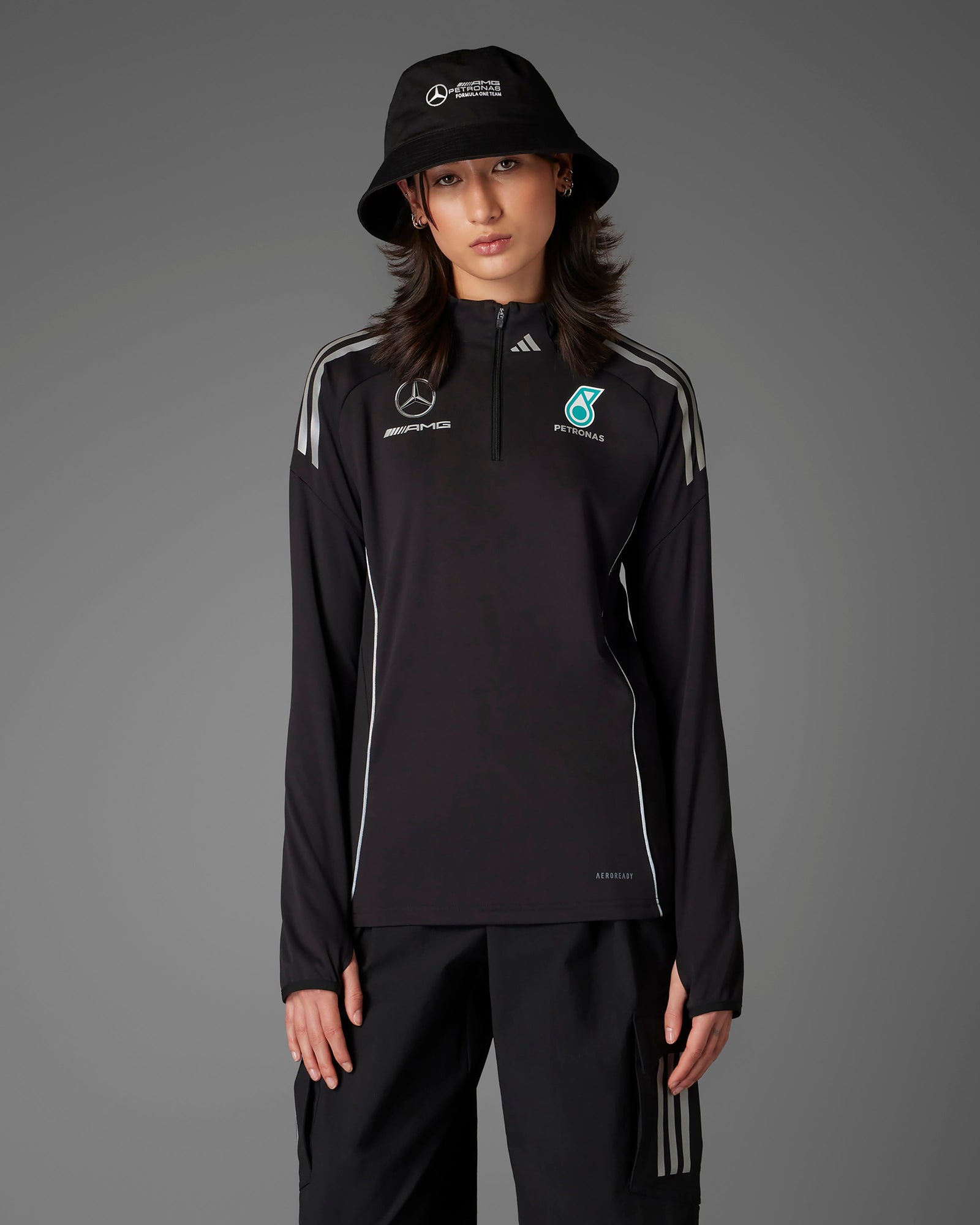 This model is 5'8'' and wears size S