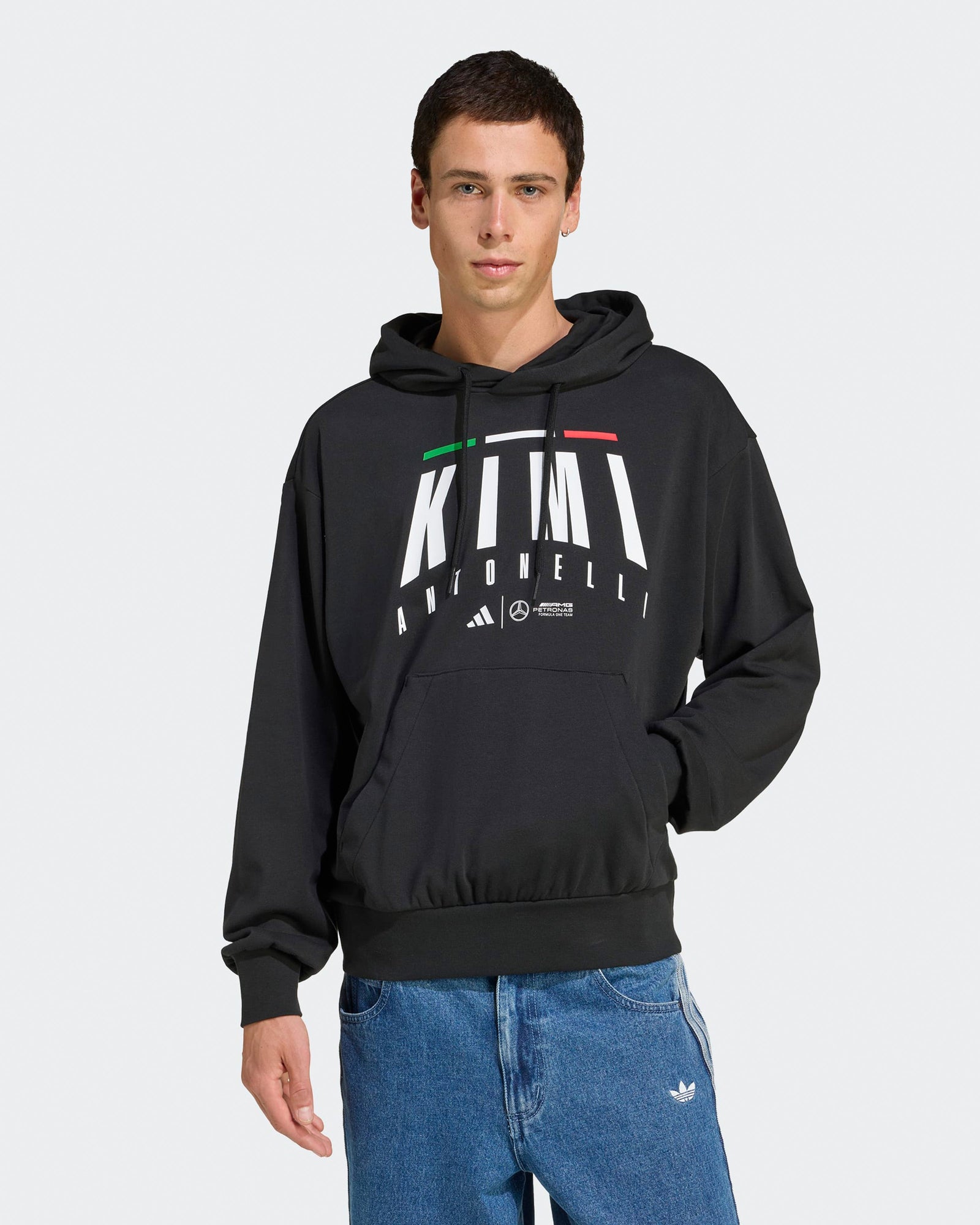 This Model is 6'2'' and wears size M