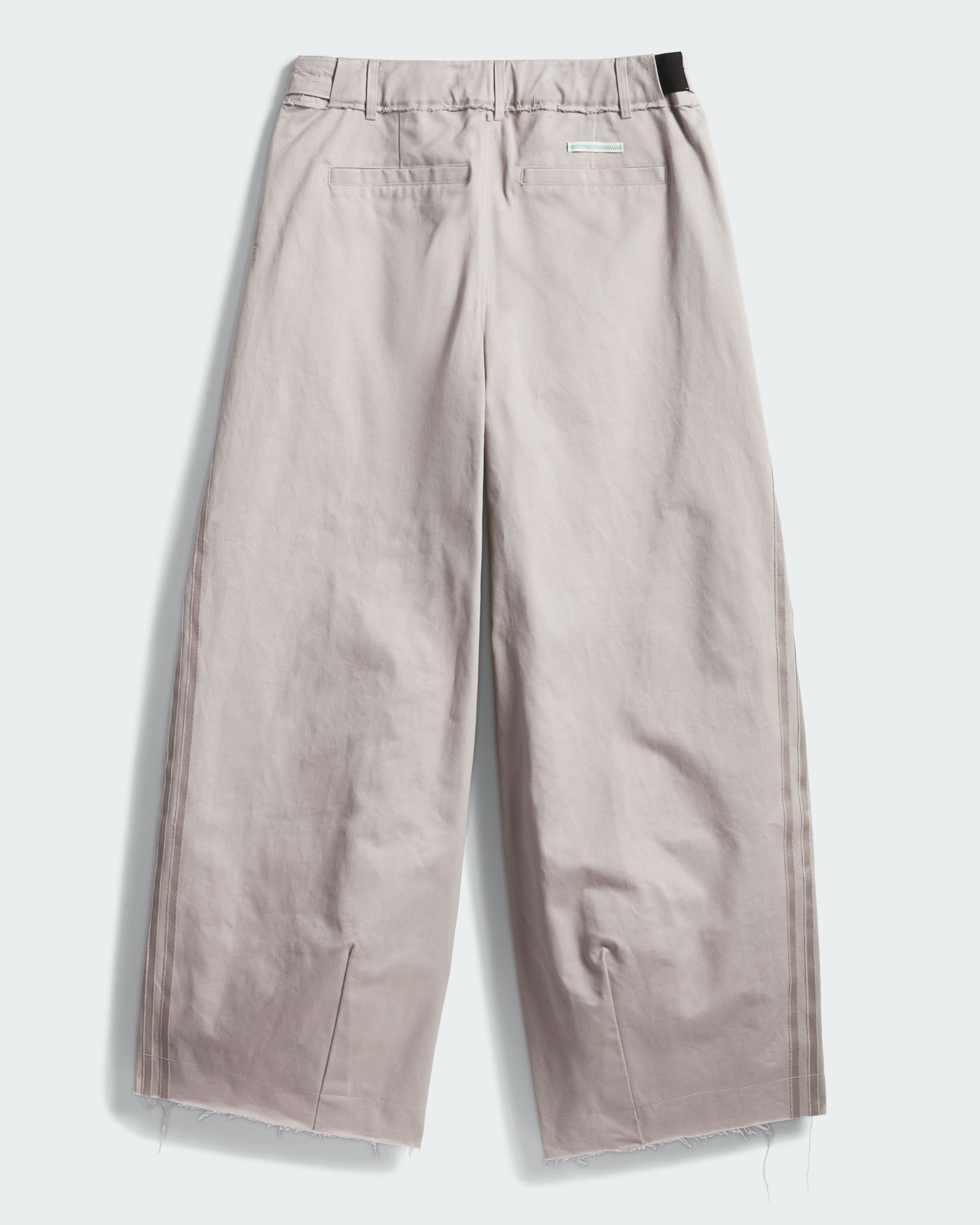 adidas para Bad Bunny x Mercedes-AMG F1 Race Pant Grey