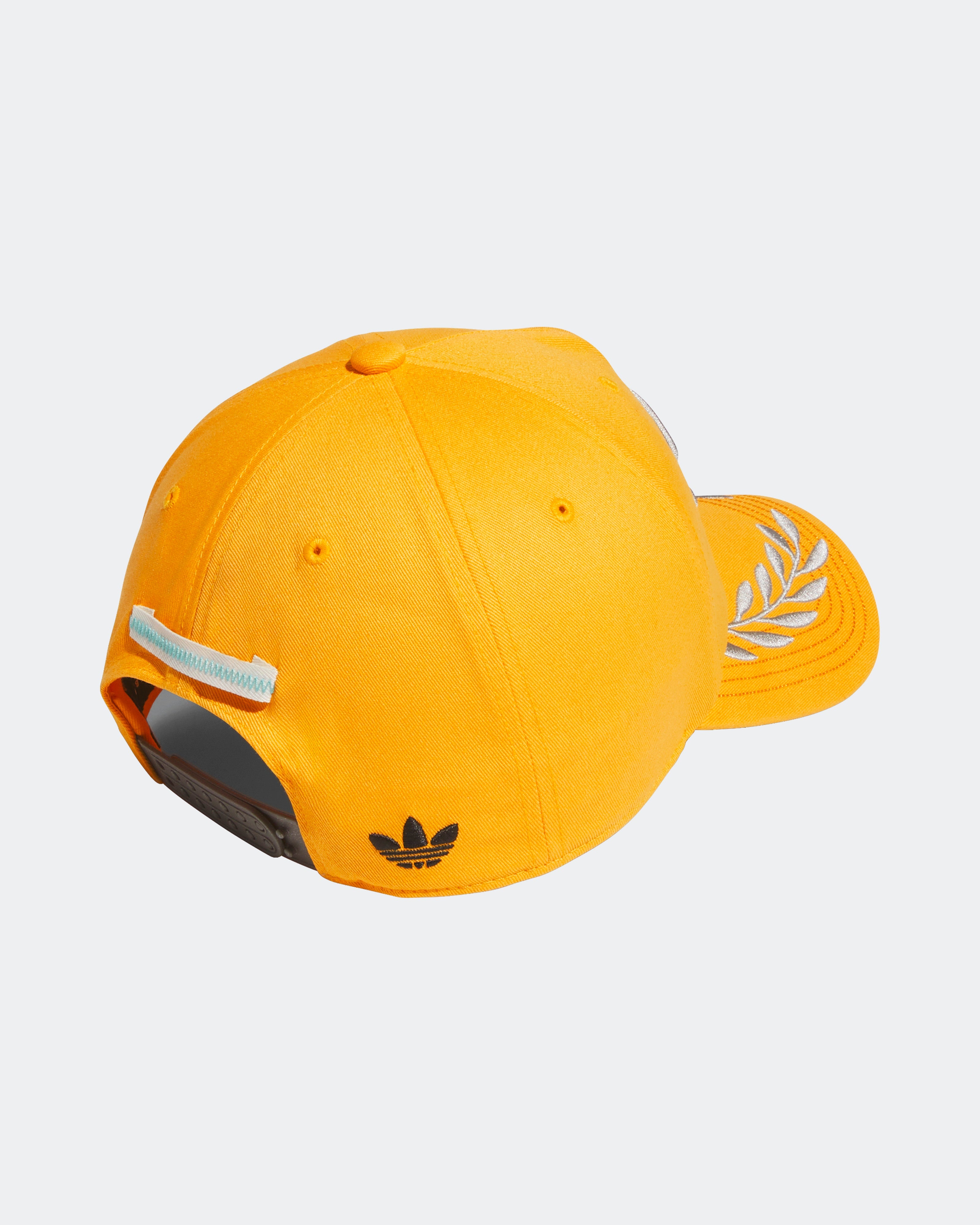 adidas para Bad Bunny x Mercedes-AMG F1 Racing Cap Gold