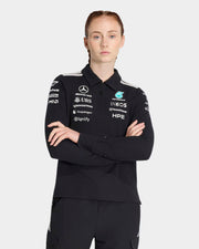 This Model is 176cm and wears size S