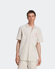 This Model is 6'2'' and wears size M