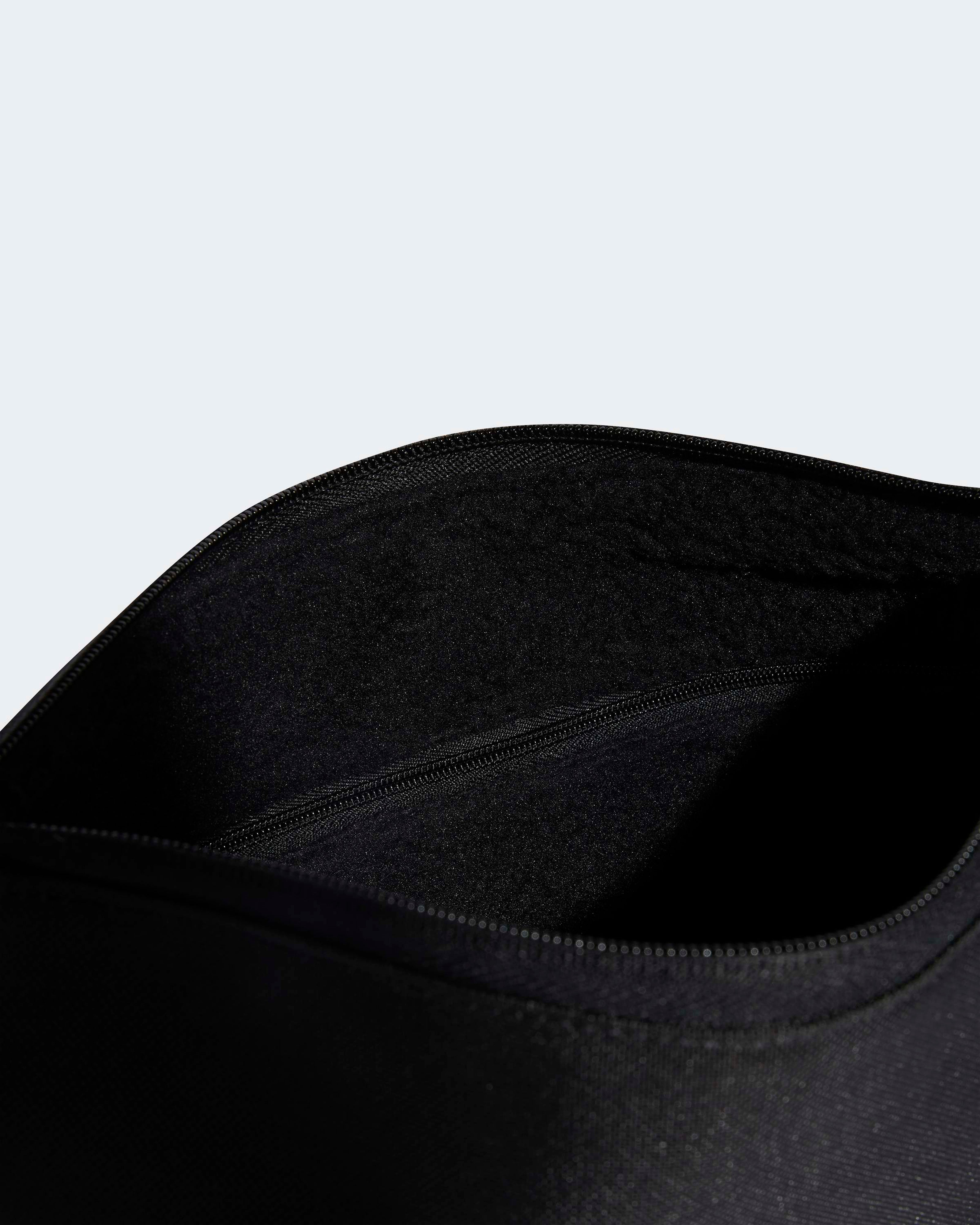 DNA Washbag Black