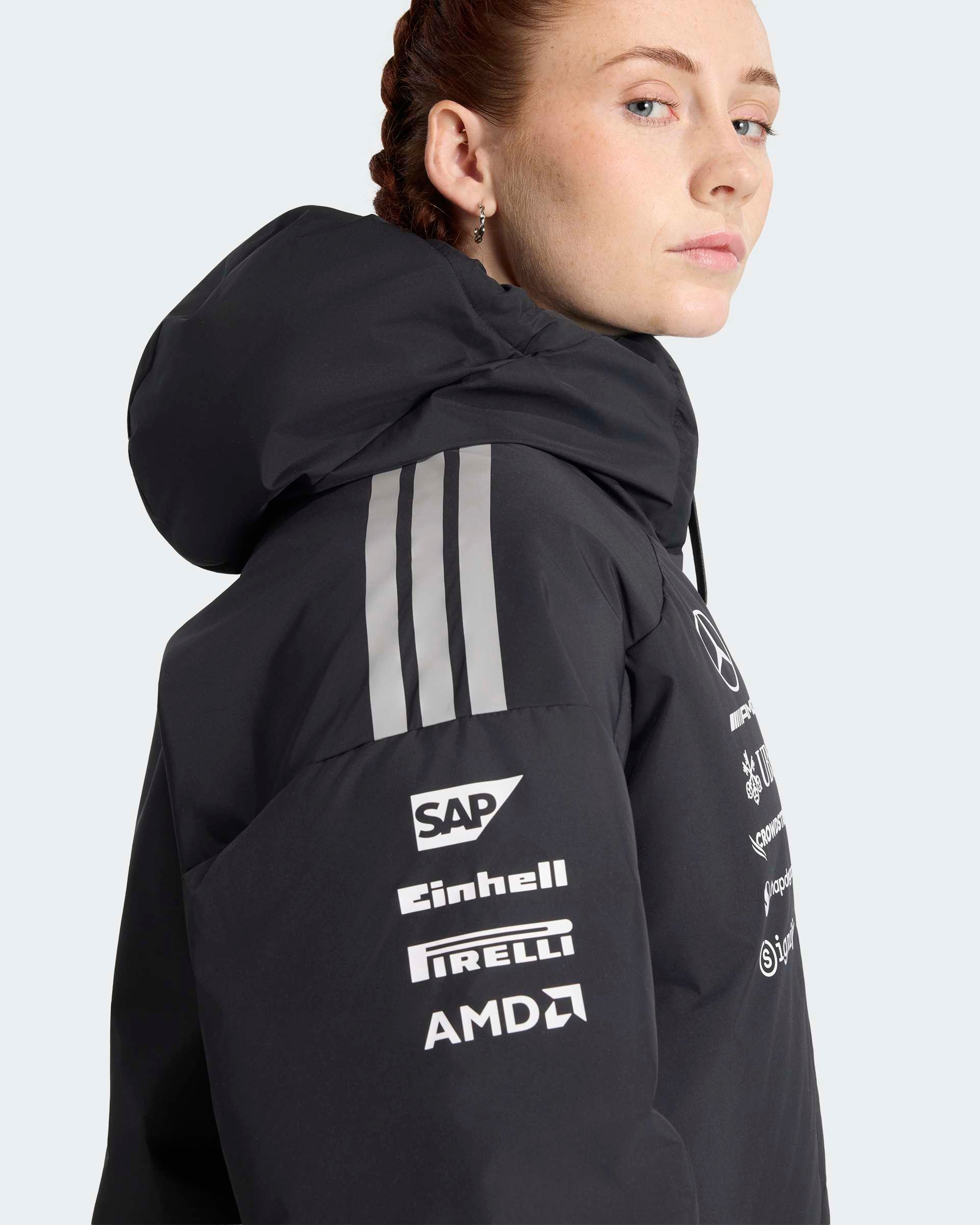 Women's 2026 Team Winter Jacket – Black | Mercedes-AMG PETRONAS F1