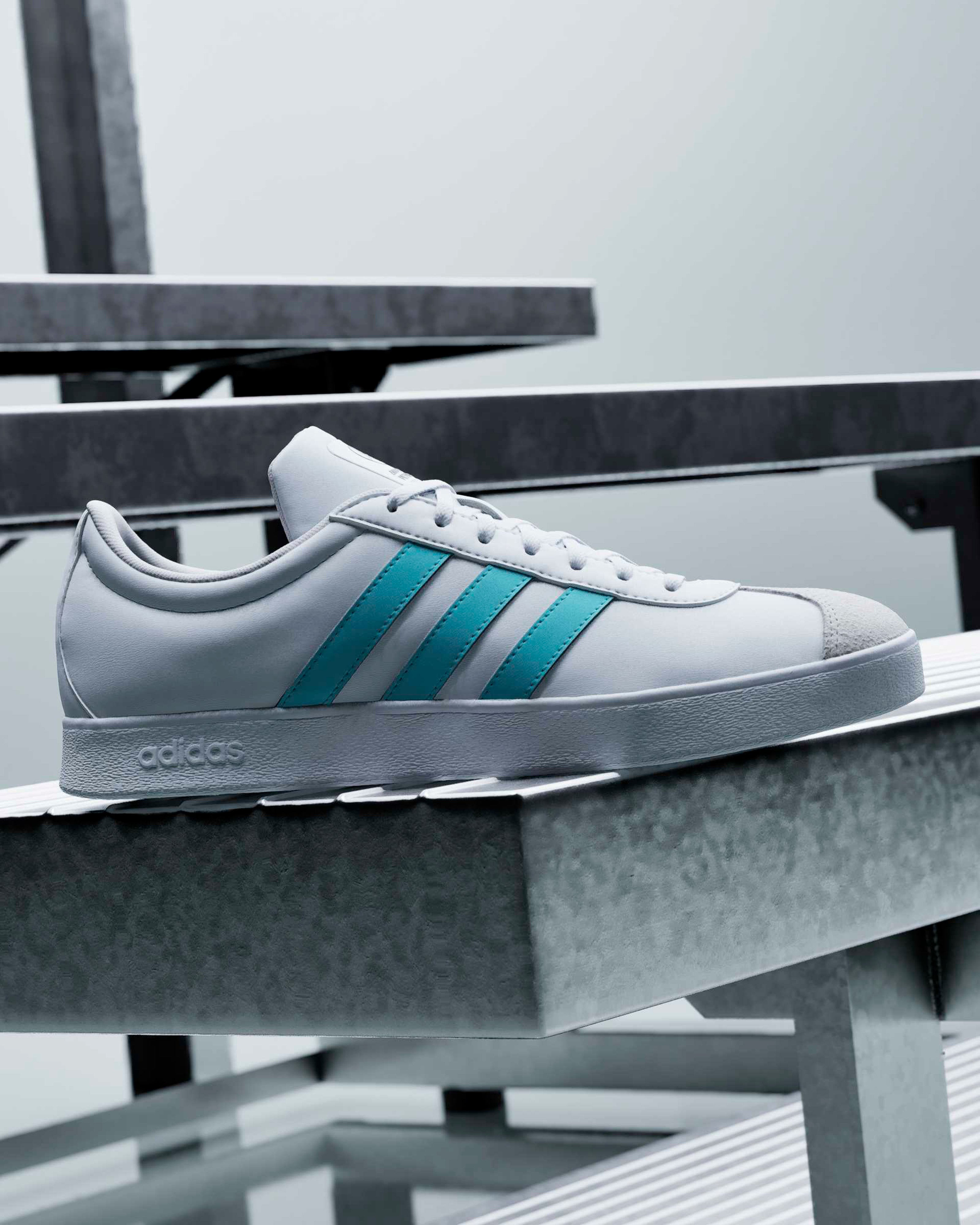 VL Court Shoes White