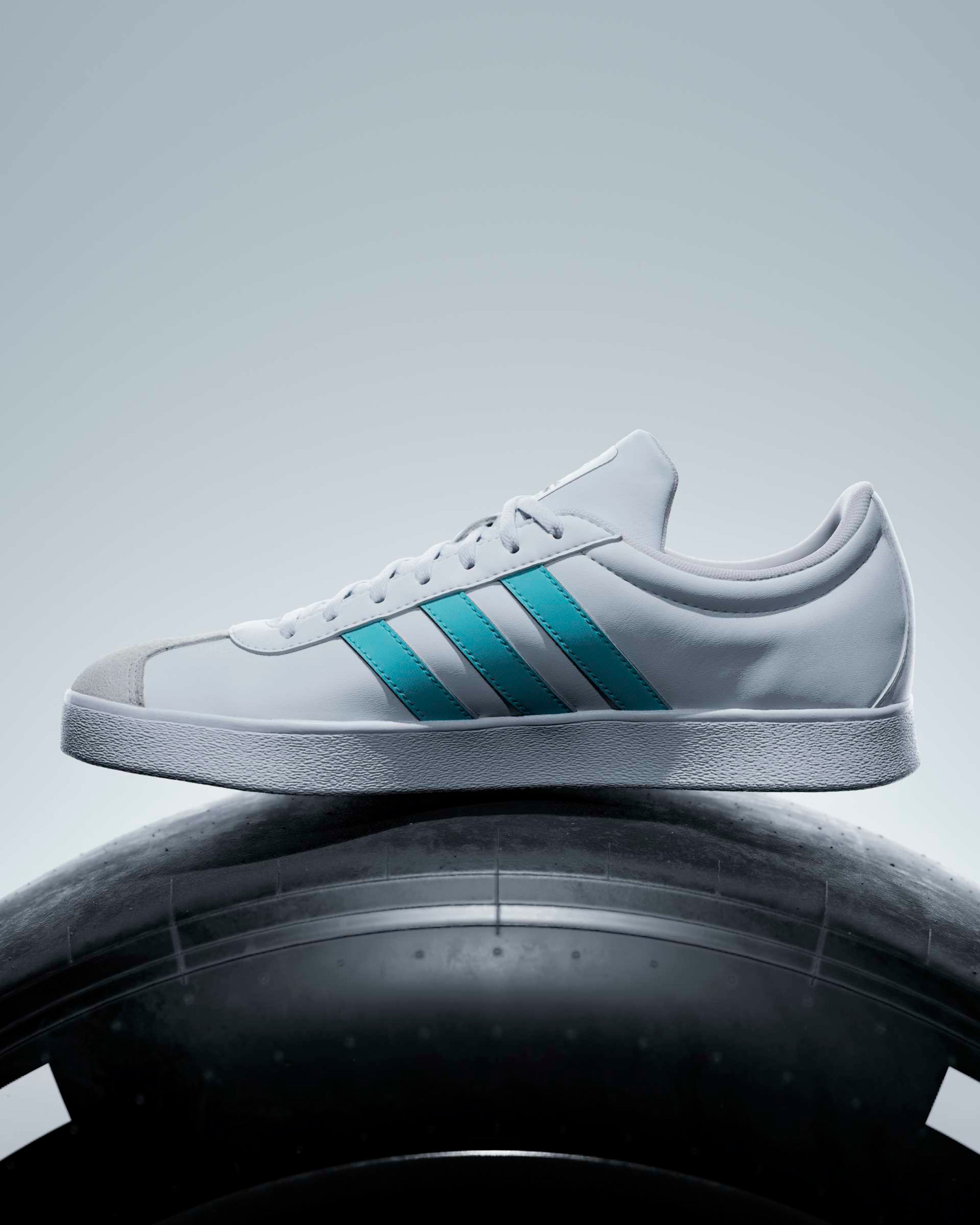 VL Court Shoes White