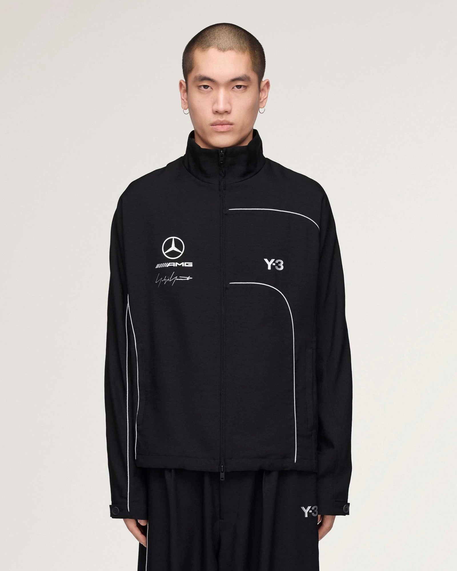 This Model is 6'2'' and wears size M