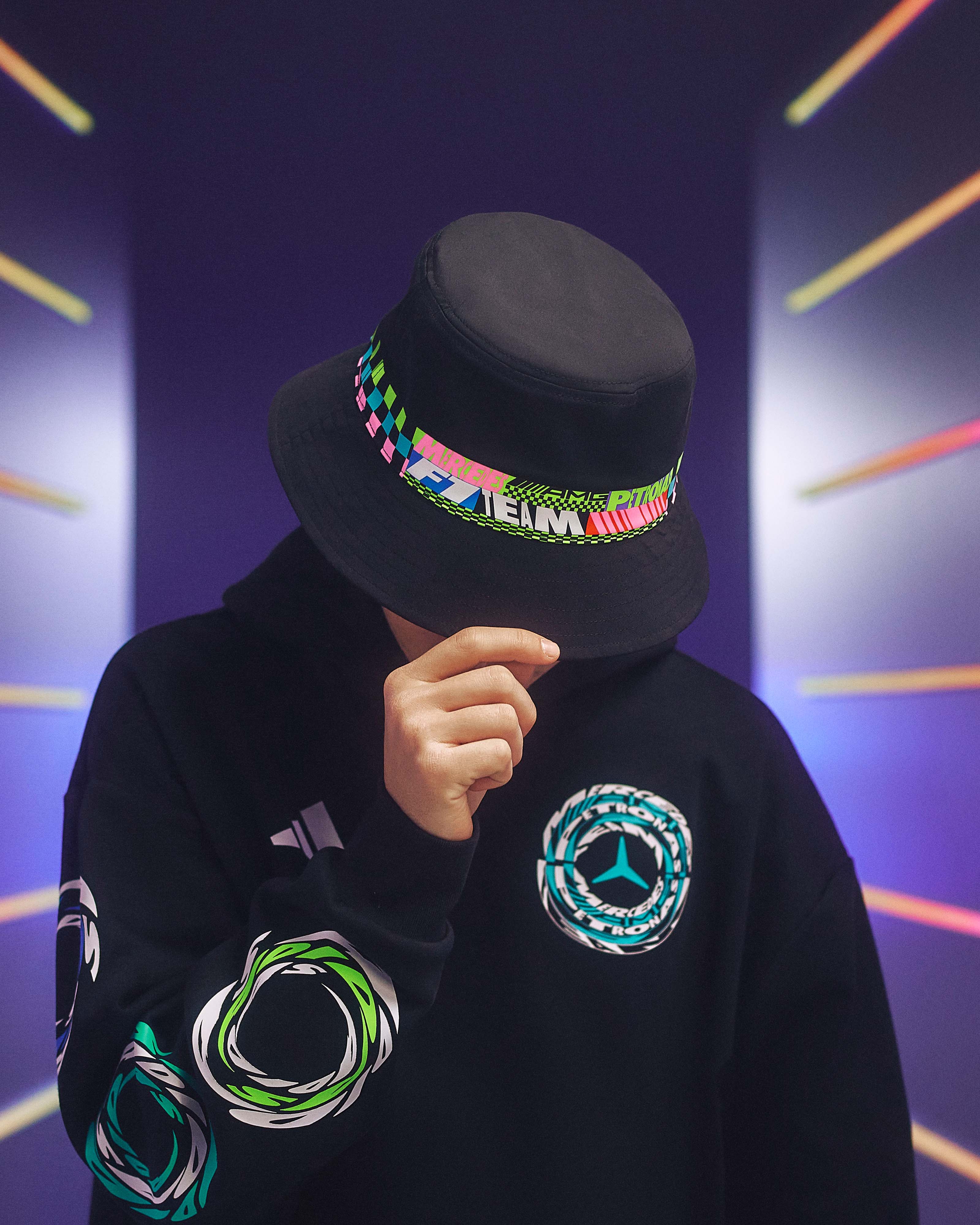 Mercedes-AMG PETRONAS F1 Team Lights On Bucket Hat - Black