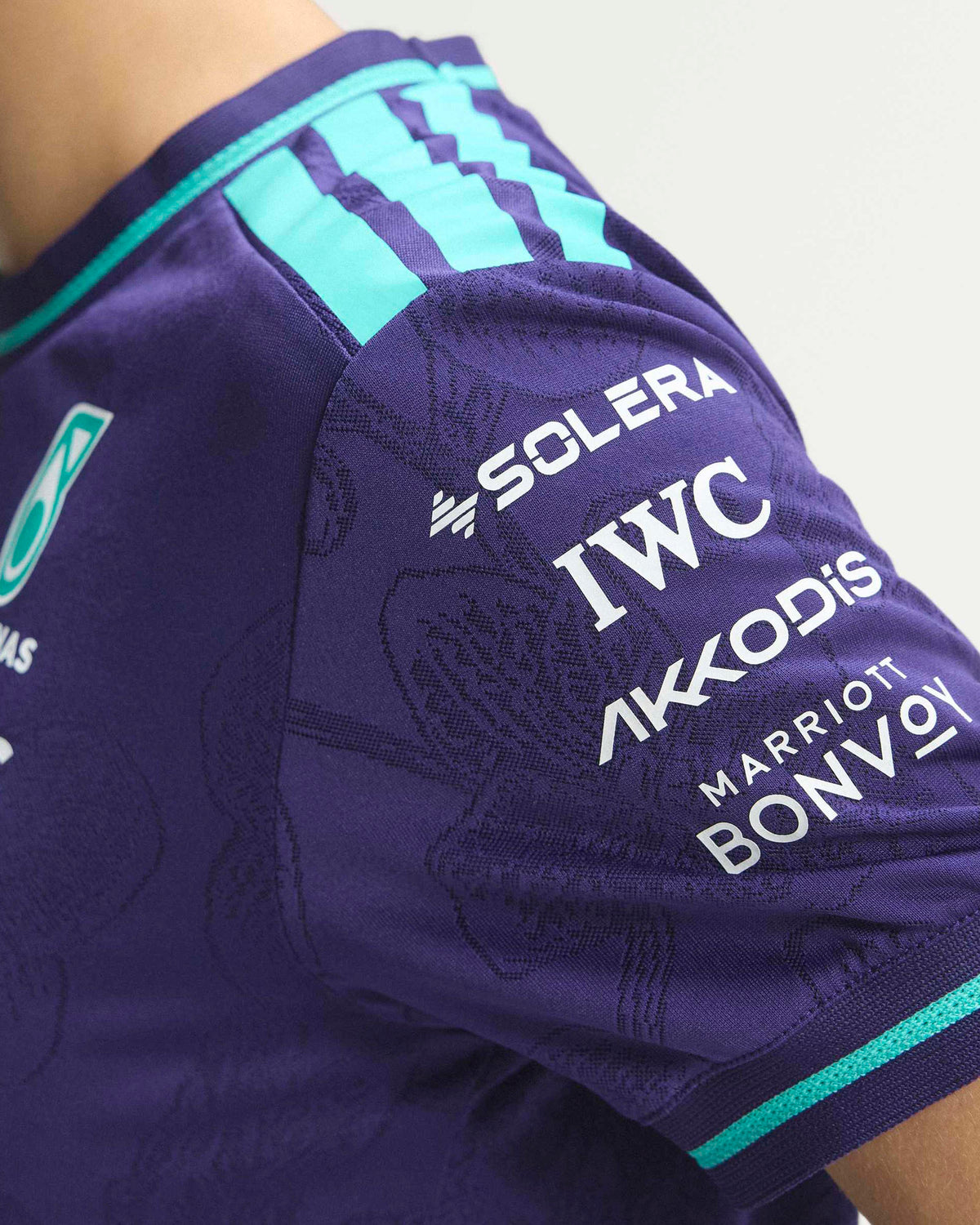 Womens 2026 Vanda Bloom Authentic Driver Tee Purple