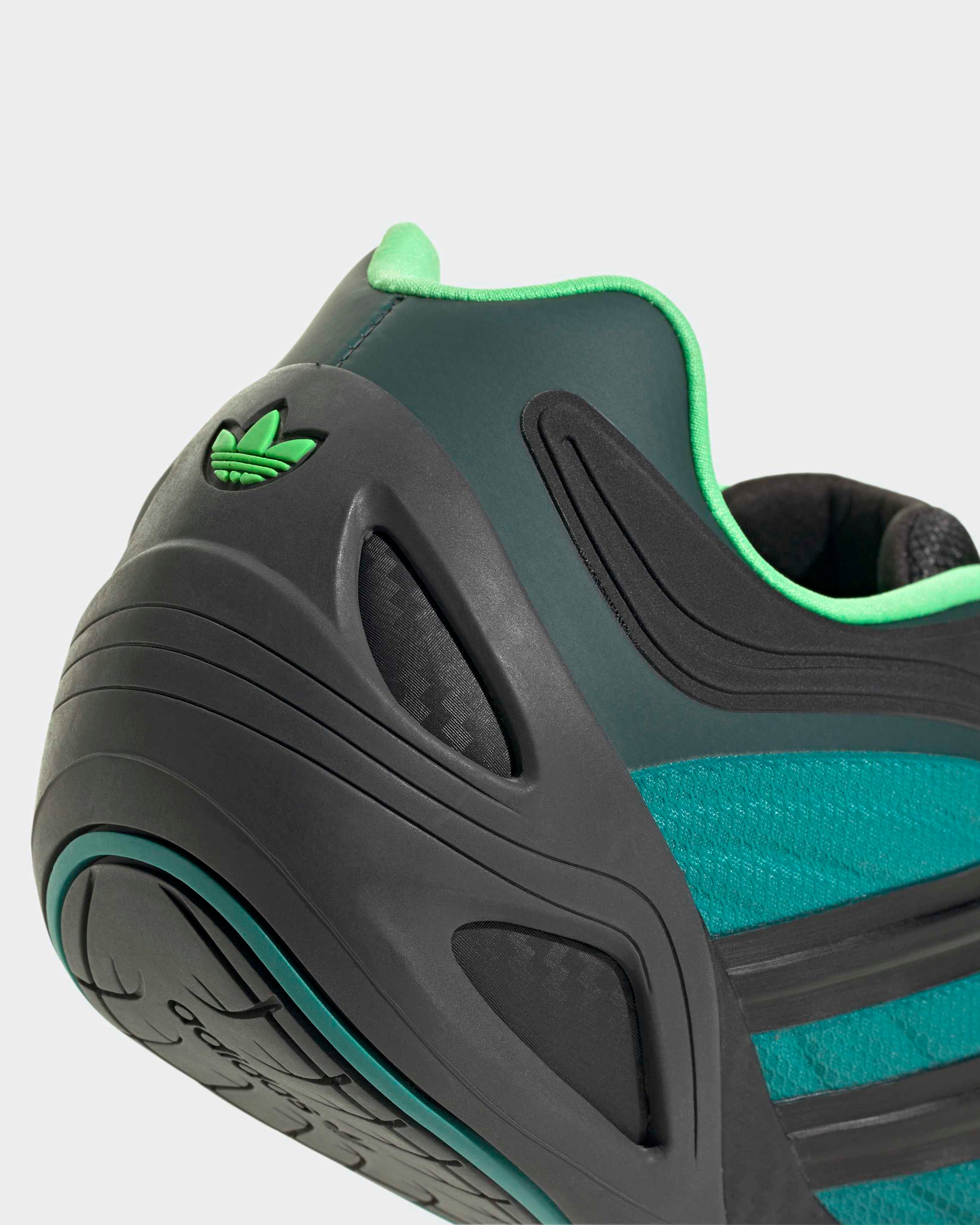 Adi racer Gt Mercedes Shoes Black