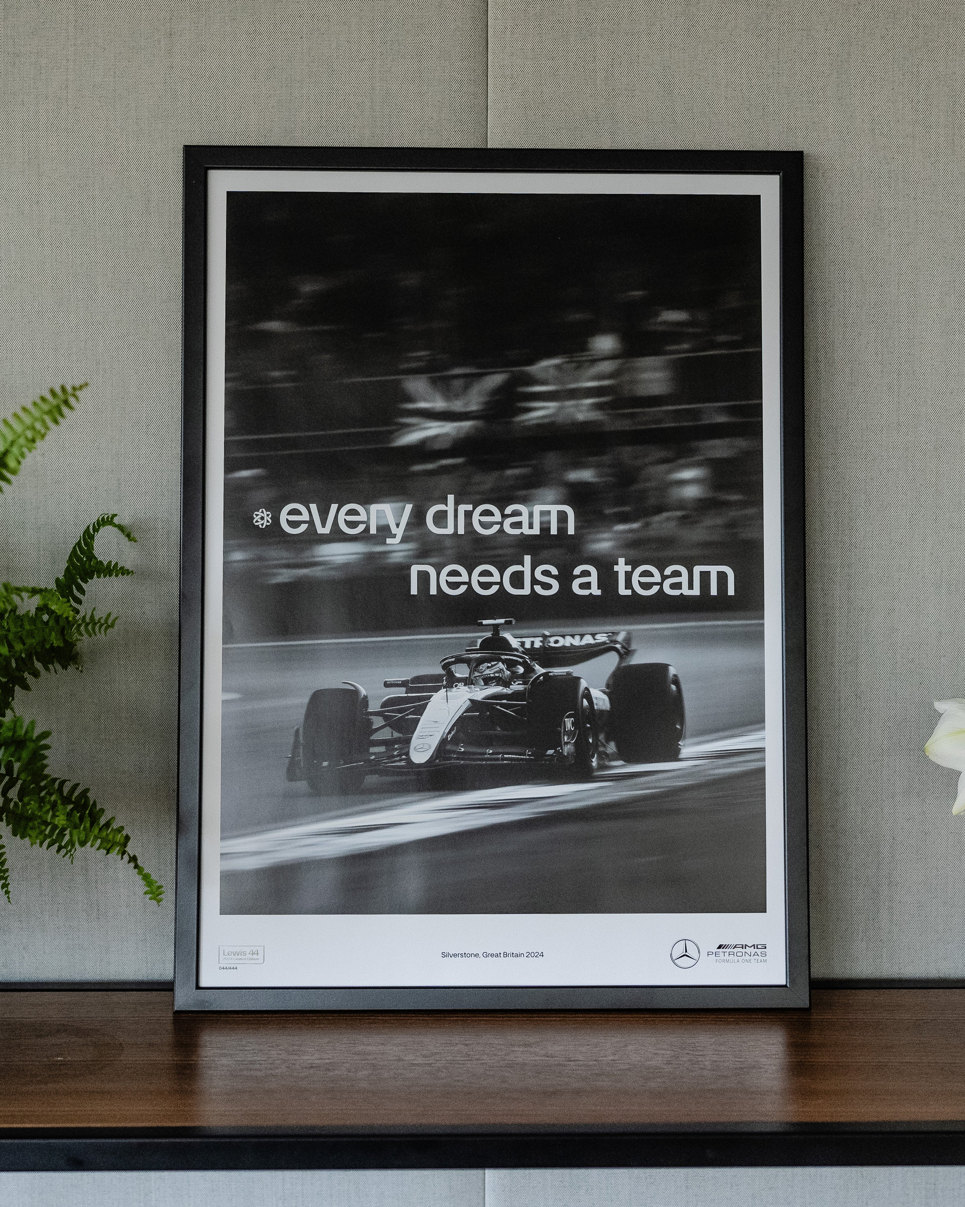 Lewis Hamilton F1 Merchandise | Official Mercedes-AMG F1 Store